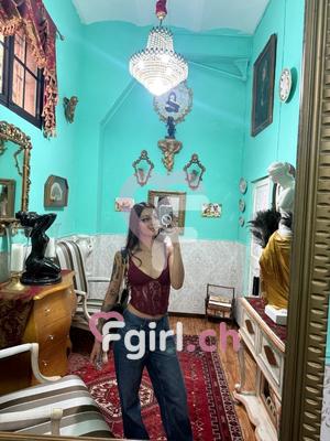 Mistress Lia - BDSM-Domina in Renens