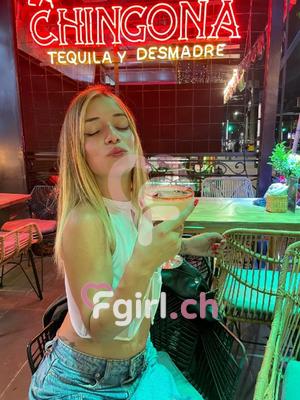 Mona - Escort in Renens

