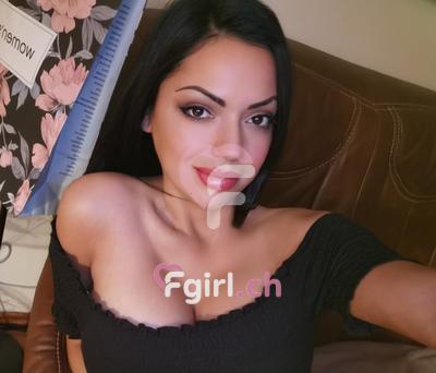 Mona - Escort en Genève