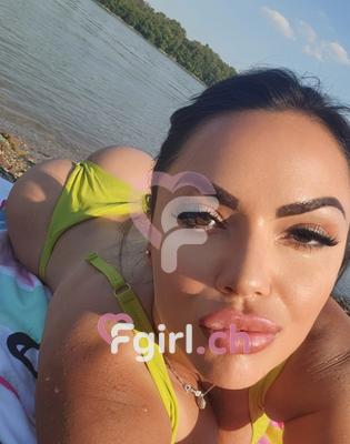 Mona - Escort en Genève