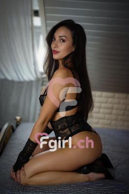 Monica - Escort in Neuchâtel
