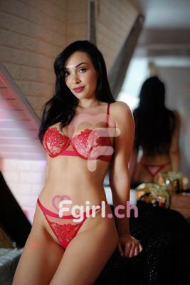 Monica - Escort in Neuchâtel
