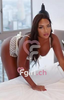 Monicque - Erotische Masseurin in Sierre
