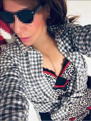 Morena Douce - Masseuse érotique à Châtel-Saint-Denis
