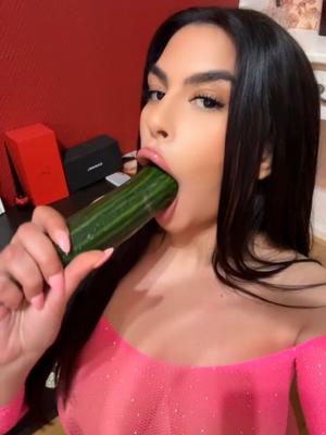 Nabilla - Escort in Yverdon-les-bains
