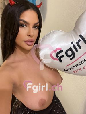 Nabilla - Escort a Neuchâtel