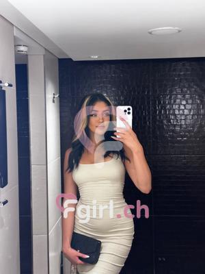 Nahia - Escort à Eaux-vives
