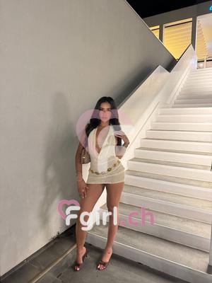 Nahia - Escort en Plainpalais
