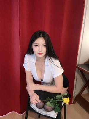 Nana - Escort à Genève
