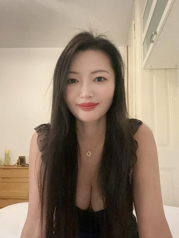 Nana - Escort à Genève
