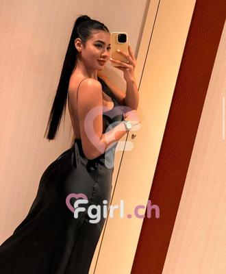Naomi - Escort in Thônex

