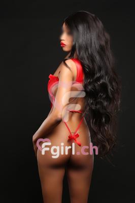 Naomi - Escort à Crans-Montana
