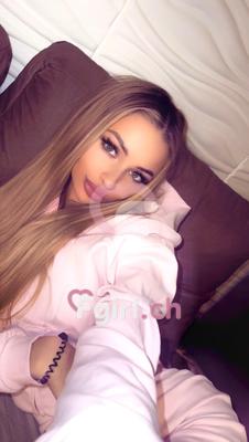 Naomi - Escort à Genève