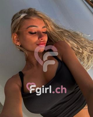 Naomi - Escort à Genève