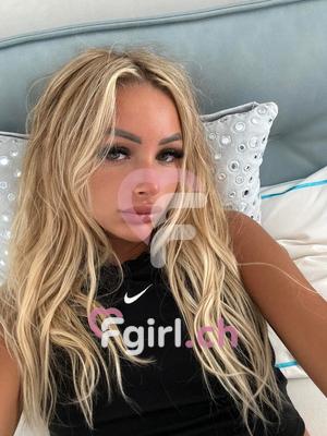 Naomi - Escort à Genève