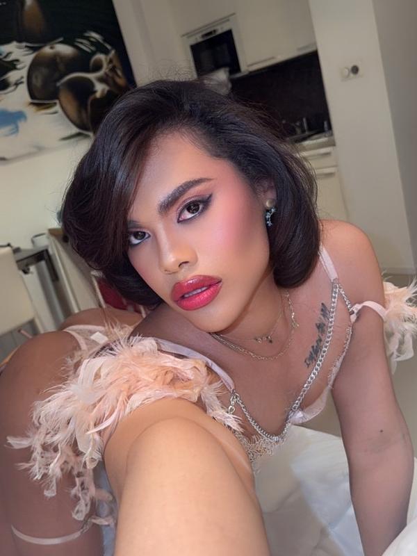 Tv Naomi - Transsexuell in Lausanne
