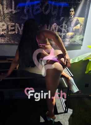 Naomi - Escort à Montreux

