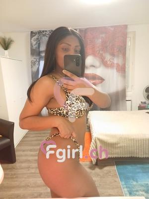 Naomi - Escort à Sierre
