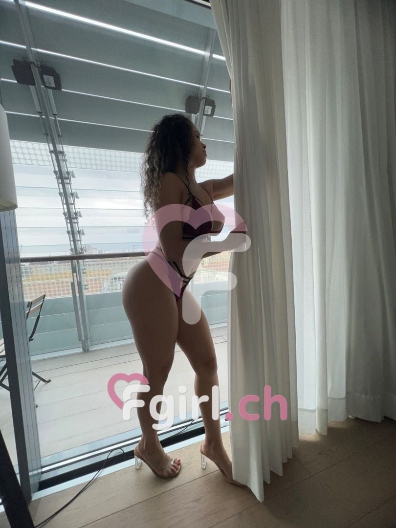 Naomi – Vevey photo 4