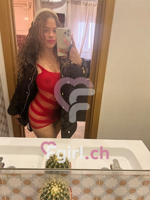 Naomi - Escort à Cornavin