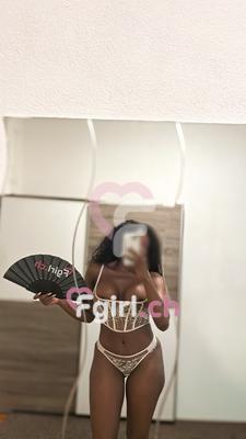 Naomi - Escort a Lausanne
