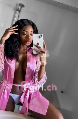 Naomi - Escort a Lausanne
