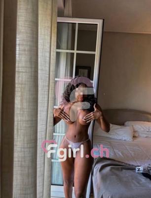 Naomi - Escort a Lausanne
