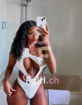 Naomi - Escort a Lausanne
