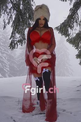 Naomy - Escort à Lausanne
