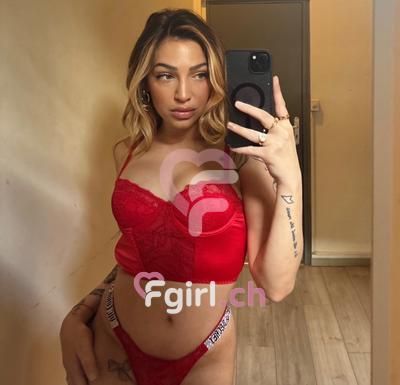 Natalia - Escort en Collombey
