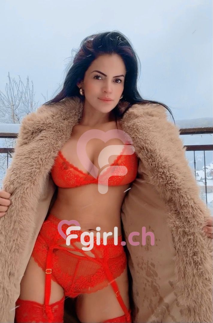 Natalie – Lausanne photo 4