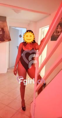 Nathalie - Escort à Oron
