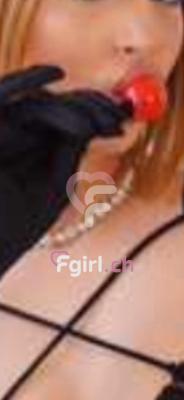 Nelly - Escort à Corcelles-près-Payerne
