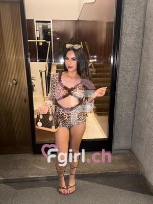 Ness - Escort in Eaux-vives
