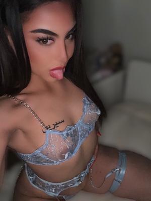 Ness - Escort en Champel
