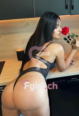 Nessa - Escort à Lausanne
