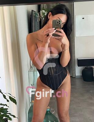 Nessa - Escort à Lausanne
