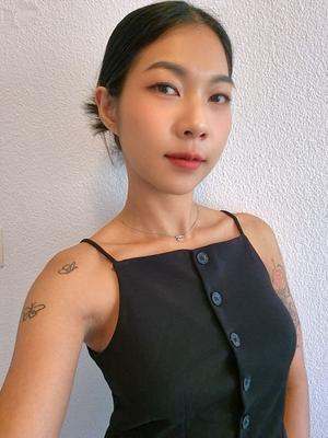 Nicha - Erotische Masseurin in Nyon
