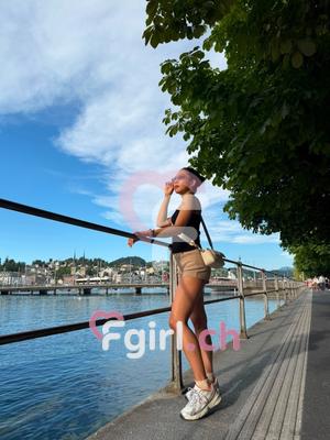Nicha - Massaggiatrice erotica a Nyon

