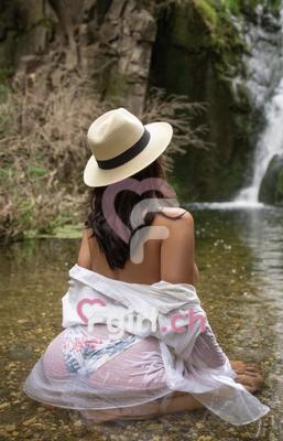 Nicole - Masseuse érotique à Lausanne
