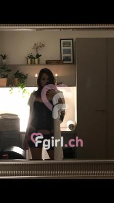 Nicole - Escort à Montreux
