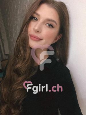 Nicole - Escort in Genf