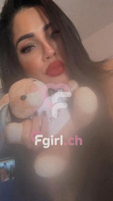 Nicole - Escort in Romont