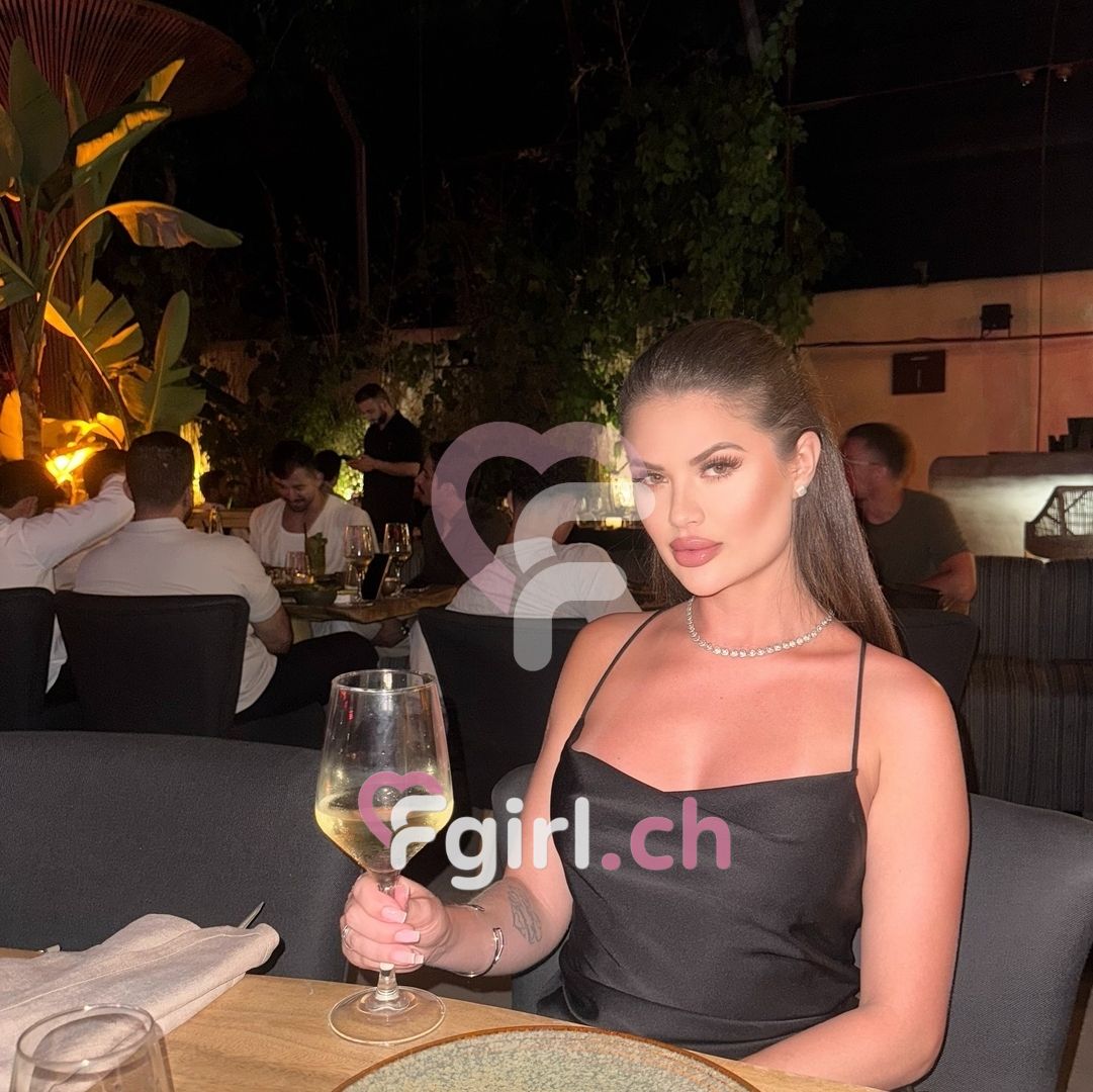 Nicole – Geneva photo 5