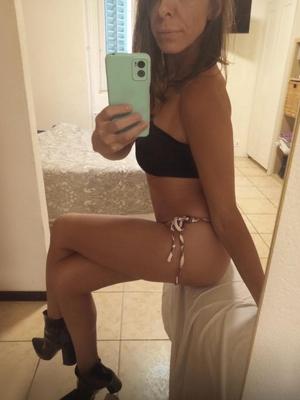 Nikol - Escort in Yverdon-les-bains
