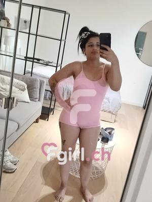Nikol - Escort in Basel