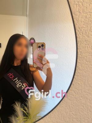 Nikol - Erotische Masseurin in La Chaux-de-Fonds