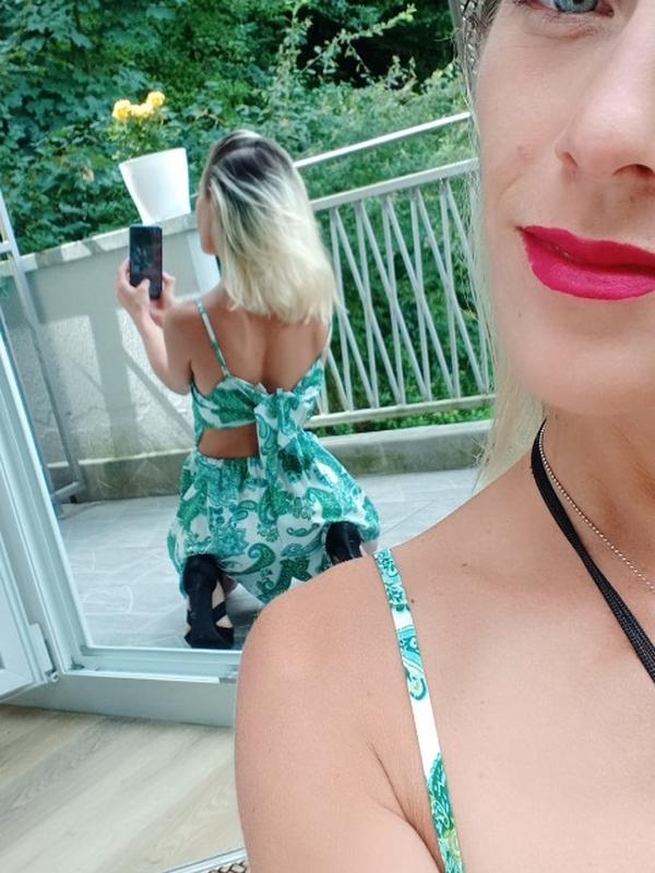 Niky - Escort a Monthey
