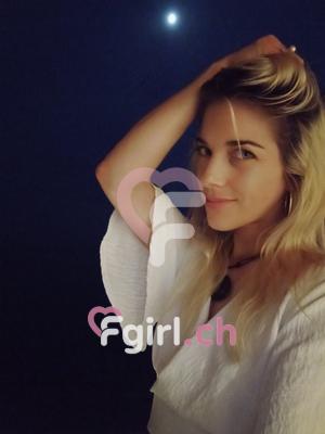 Niky - Escort a Monthey
