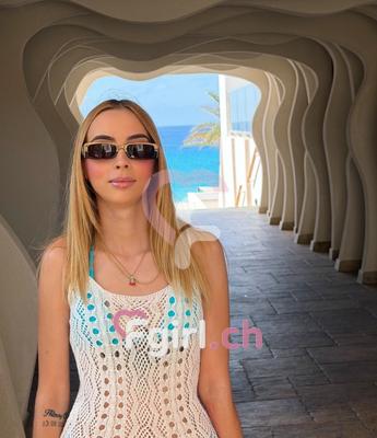 Niky - Erotic masseuse in Geneva
